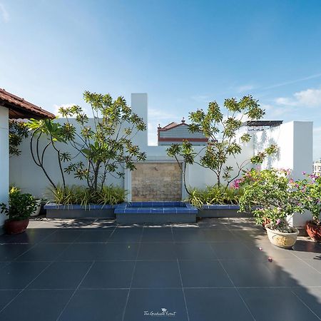 E&V Apartment Phnom Penh Exterior photo