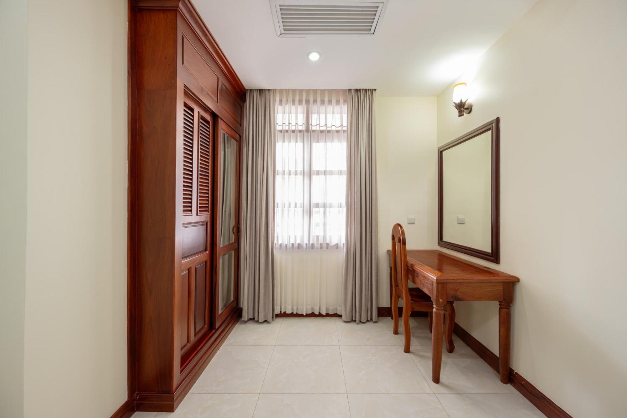 E&V Apartment Phnom Penh Exterior photo