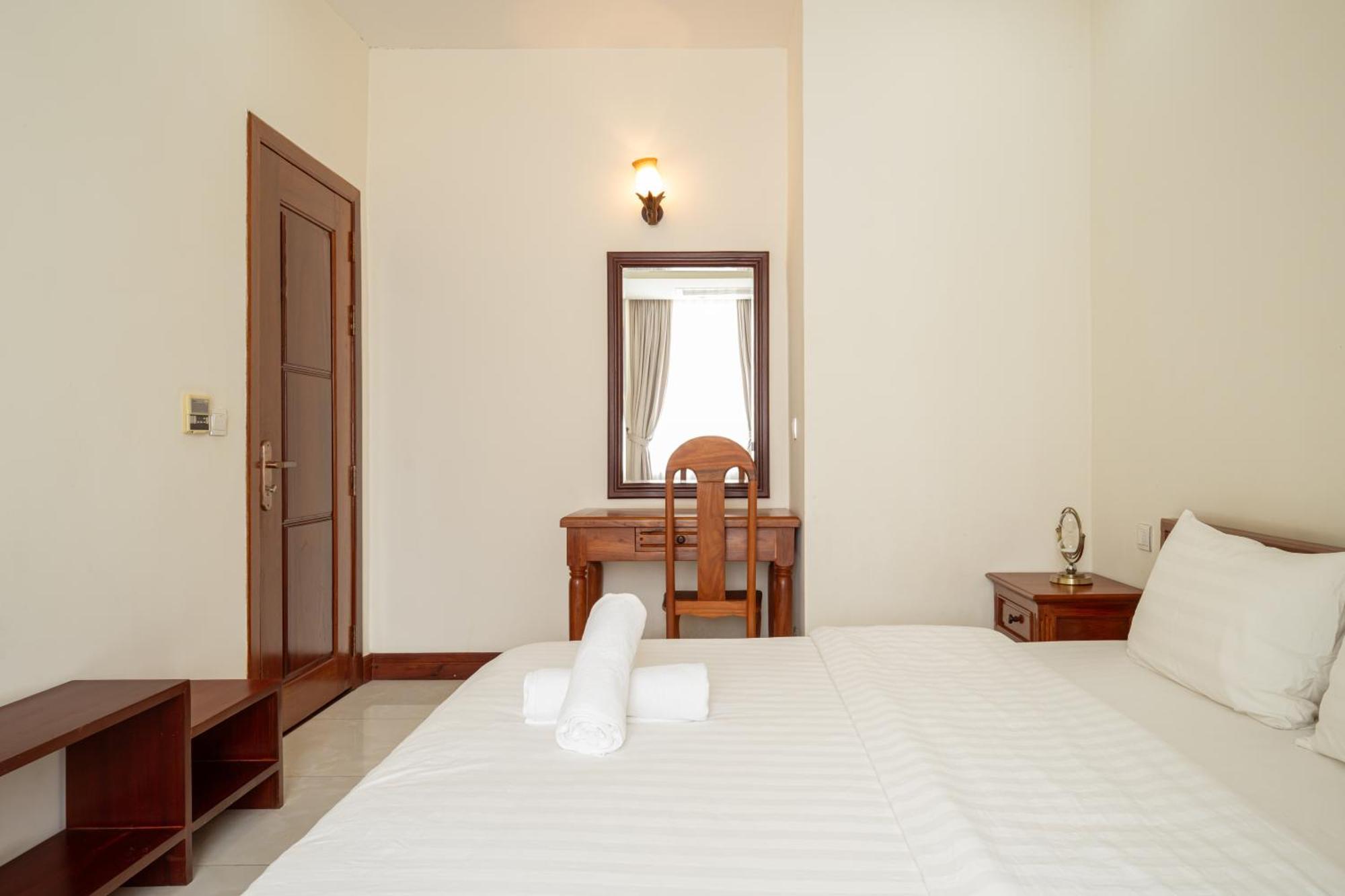E&V Apartment Phnom Penh Exterior photo