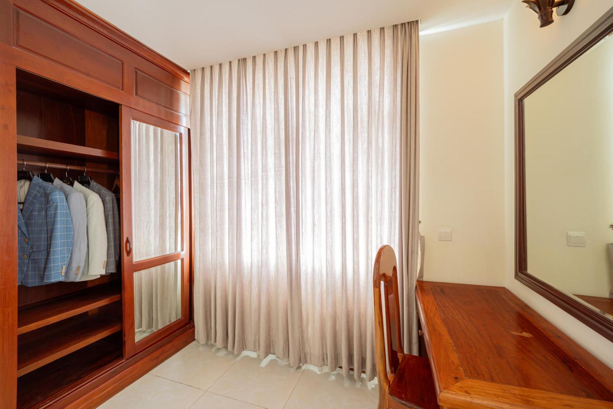 E&V Apartment Phnom Penh Exterior photo